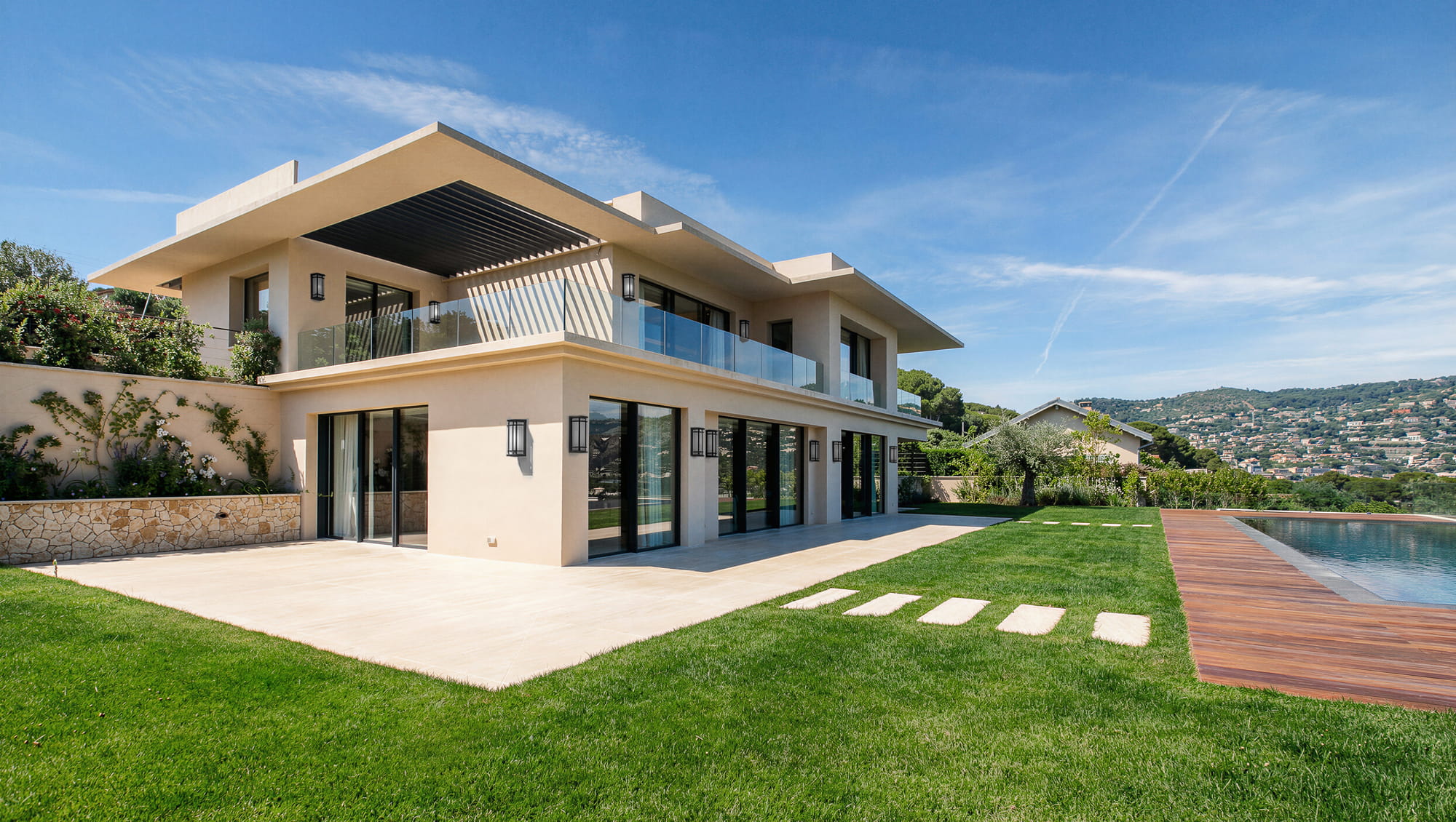 Jardin et Piscine RDJ